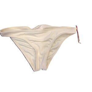 Xhilaration Size Small White Bikini Bottom Hipster Scrunch Back. New With Tags